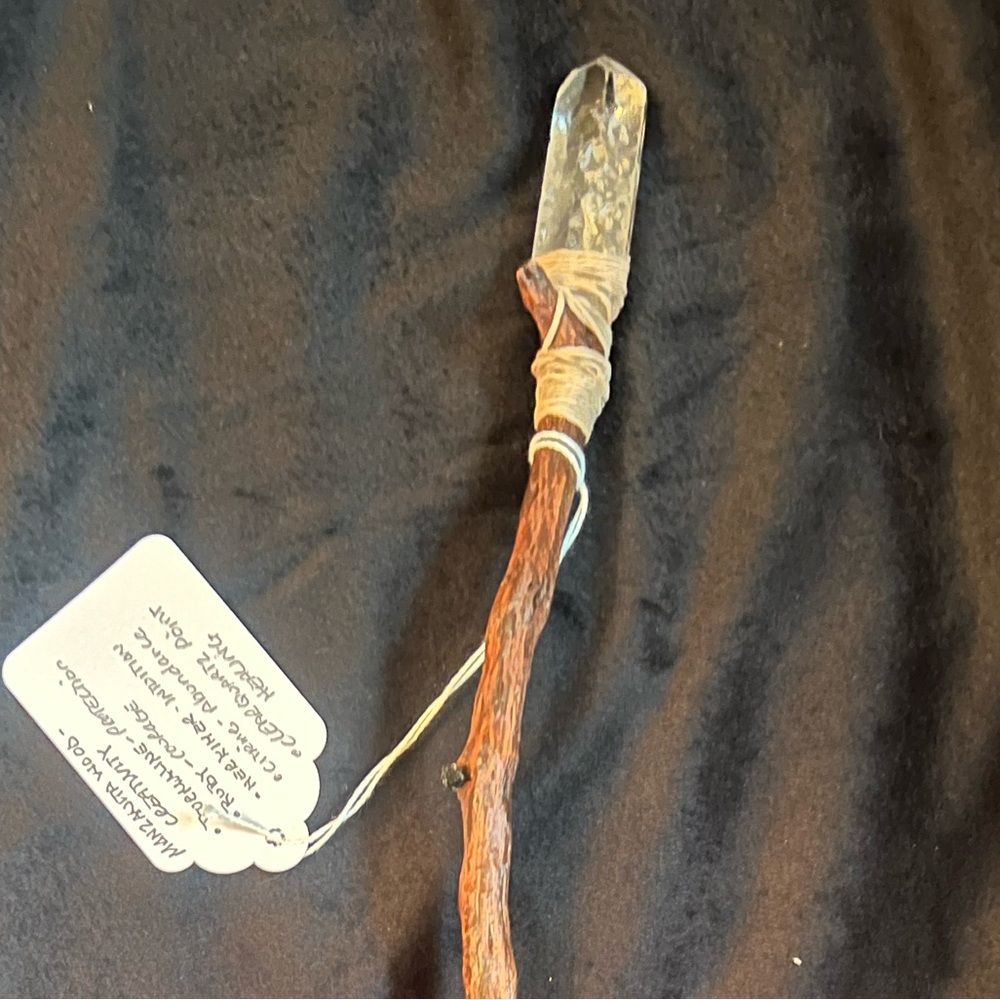 Wand inset with crystals